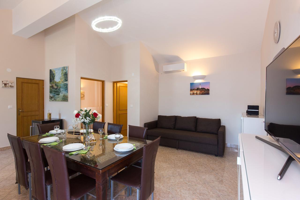 Apartments Tamaris Cizici Exterior photo